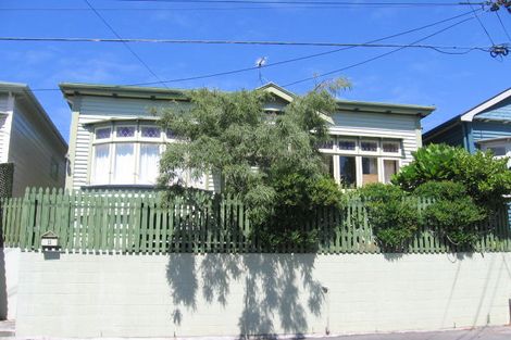 Photo of property in 11 Tainui Terrace, Mount Cook, Wellington, 6021