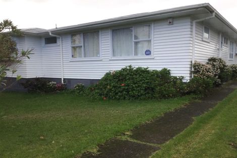 Photo of property in 209 Halsey Drive, Lynfield, Auckland, 1042