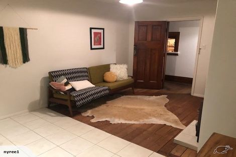 Photo of property in 108 Freyberg Street, Lyall Bay, Wellington, 6022