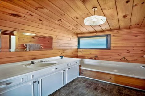 Photo of property in 10 Chrisarda Place, Red Hill, Papakura, 2110