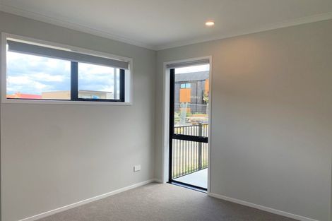 Photo of property in 2 Whakato Avenue, Kumeu, 0810