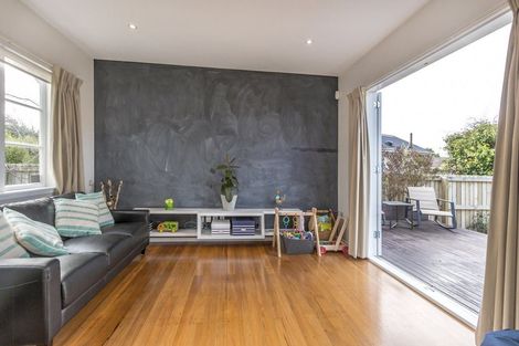 Photo of property in 17 Bayley Place, Spreydon, Christchurch, 8024