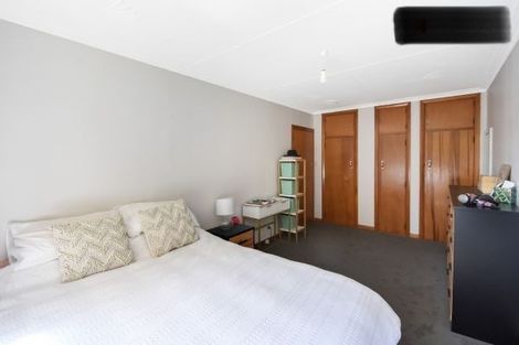 Photo of property in 85 Kaikorai Valley Road, Glenross, Dunedin, 9011