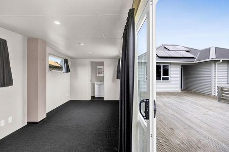 Photo of property in 17 Fitzroy Street, Normanby, Hawera, 4614