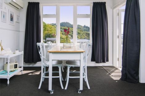 Photo of property in 22 Buller Street, Picton, 7220