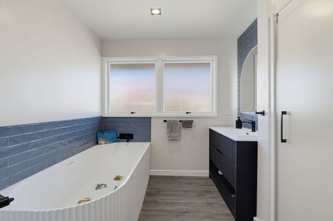 Photo of property in 52 Cavendish Road, Casebrook, Christchurch, 8051