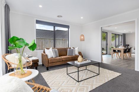 Photo of property in 22 Queen Charlotte Drive, Aotea, Porirua, 5024