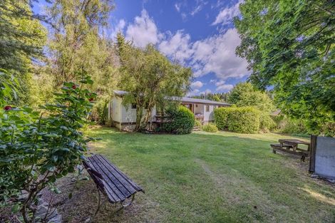 Photo of property in 24 Heuchan Lane, Wanaka, 9305
