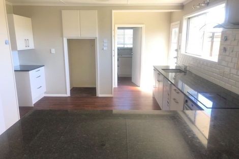 Photo of property in 6 Cruickshank Road, Clouston Park, Upper Hutt, 5018