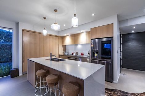 Photo of property in 19a Montgomery Avenue, Rothesay Bay, Auckland, 0630