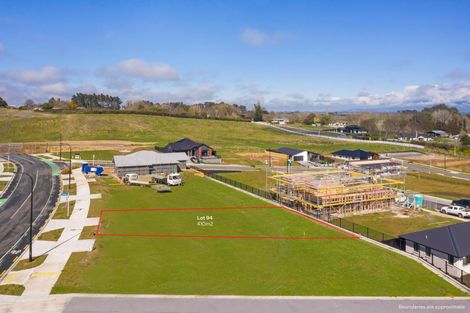 Photo of property in 32 Taahunui Rise, Peacocke, 3206