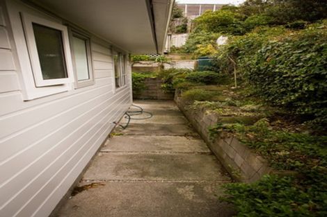 Photo of property in 15 Gloaming Hill, Titahi Bay, Porirua, 5022