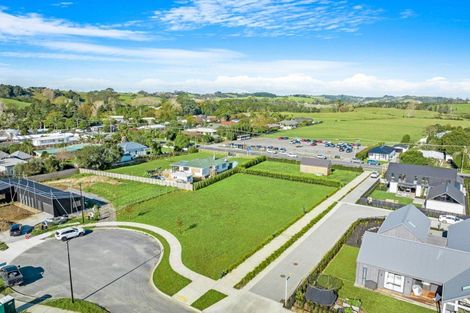 Photo of property in 18 Tiaki Lane, Matakana, 0985