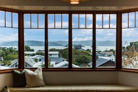 Photo of property in 335 Muritai Road, Eastbourne, Lower Hutt, 5013