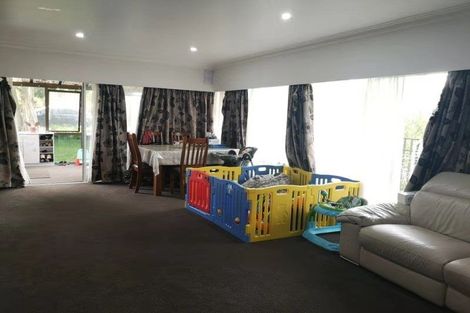 Photo of property in 33 Coronation Road, Hillcrest, Auckland, 0627