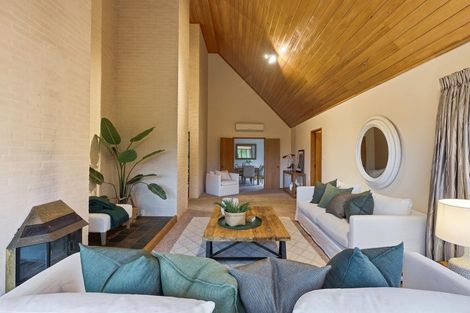 Photo of property in 39 Robinson Road, Whitianga, 3510