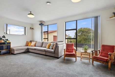 Photo of property in 452 Linwood Avenue, Woolston, Christchurch, 8062