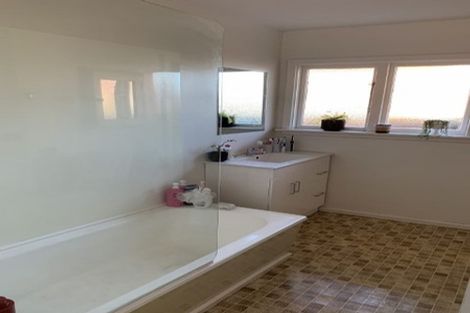 Photo of property in 27 Hounslow Street, Ilam, Christchurch, 8041