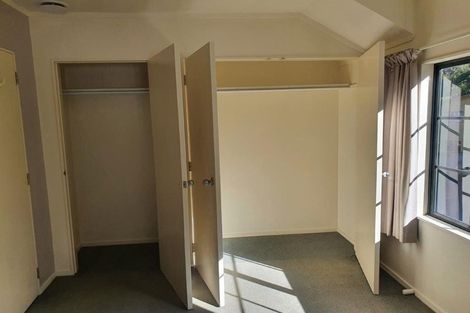 Photo of property in 16a Parsons Glen, Karori, Wellington, 6012