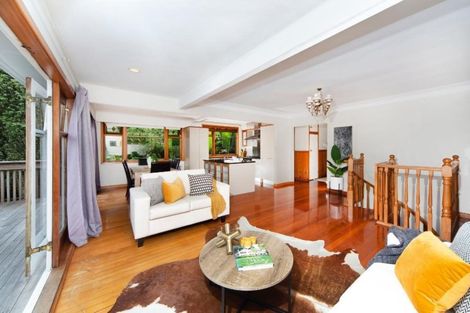 Photo of property in 69 Kohu Road, Titirangi, Auckland, 0604