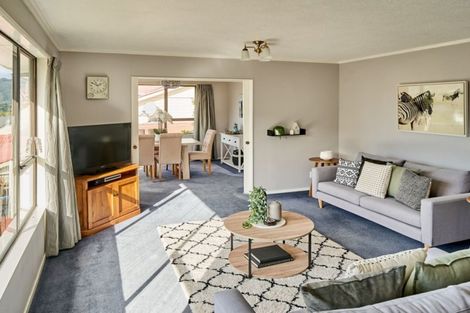 Photo of property in 36 Peterhouse Street, Tawa, Wellington, 5028