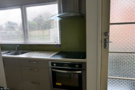 Photo of property in 46 La Rosa Street, Green Bay, Auckland, 0604