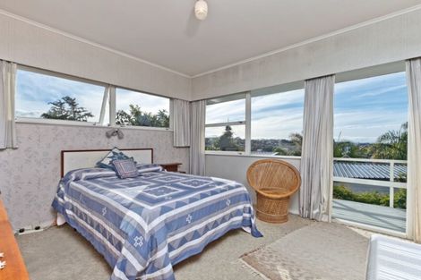 Photo of property in 269 East Coast Road, Mairangi Bay, Auckland, 0630