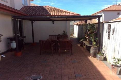 Photo of property in 22 Kestev Drive, Flat Bush, Auckland, 2016