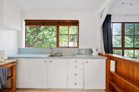 Photo of property in 26a Liffey Crescent, Island Bay, Wellington, 6023