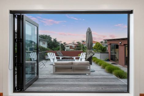 Photo of property in 166 Valley Road, Mount Maunganui, 3116