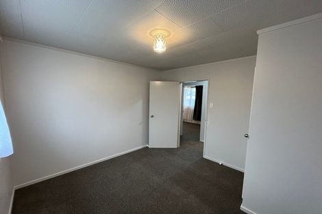 Photo of property in 2 Inca Place, Red Hill, Papakura, 2110