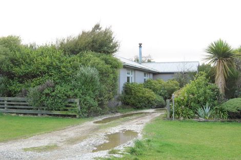 Photo of property in 96 Watt Road, Otatara, Invercargill, 9879
