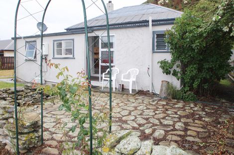 Photo of property in 78 Gordon Street, Kurow, 9435