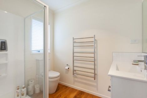 Photo of property in 20 Fuller Street, Papamoa Beach, Papamoa, 3118