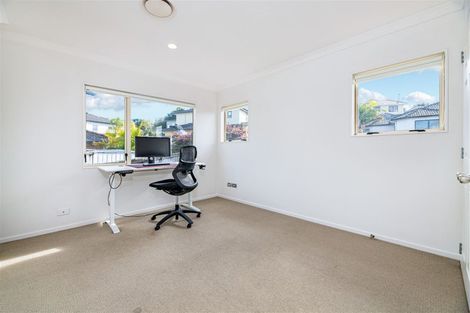 Photo of property in 23 Virginia Street, Henderson, Auckland, 0612