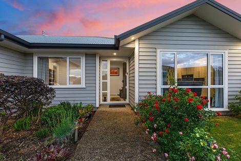 Photo of property in 1 Benmore Crescent, Pyes Pa, Tauranga, 3112