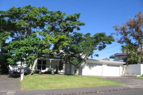 Photo of property in 3 Tiri Road, Takapuna, Auckland, 0620