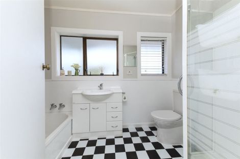 Photo of property in 93 James Mackie Road, Helensville, 0875