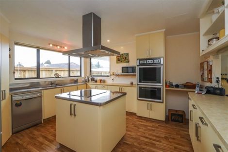 Photo of property in 4 Pokaka Place, Inglewood, 4330