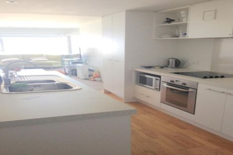 Photo of property in Algarve Apartments, 213/332 Maunganui Road, Mount Maunganui, 3116