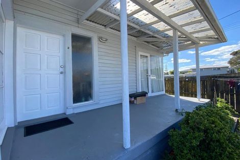 Photo of property in 3 Pleasant Road, Glen Eden, Auckland, 0602