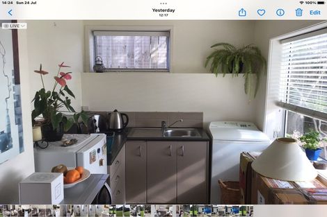 Photo of property in 1306 Whangaparaoa Road, Army Bay, Whangaparaoa, 0930