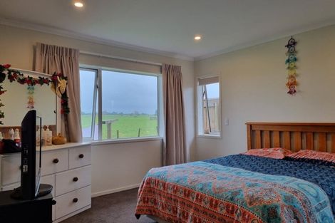 Photo of property in 50 Aratapu Street, Waitara, 4320