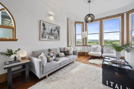 Photo of property in 27 Mortimer Terrace, Aro Valley, Wellington, 6021