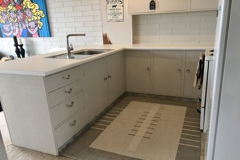 Photo of property in 1/23 Hamblyn Street, Strandon, New Plymouth, 4312