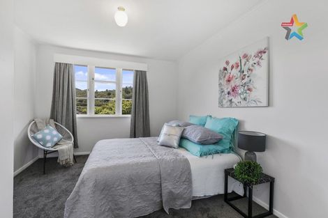 Photo of property in 13 Boyd Grove, Naenae, Lower Hutt, 5011