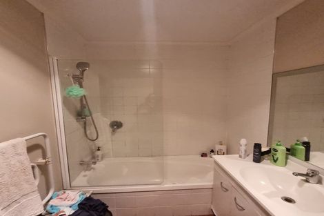 Photo of property in 48 Cyclarama Crescent, Massey, Auckland, 0614