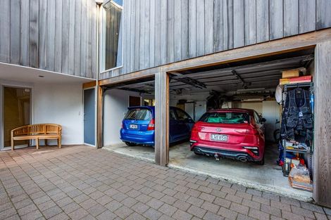 Photo of property in 73 Viewmont Drive, Harbour View, Lower Hutt, 5010