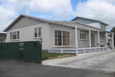 Photo of property in 32 Albert Street, Pahiatua, 4910