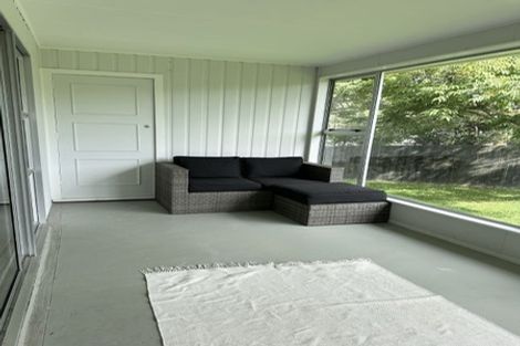 Photo of property in 121 Awaroa Road, Helensville, 0800